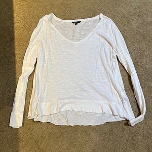 White long sleeve tissue tee